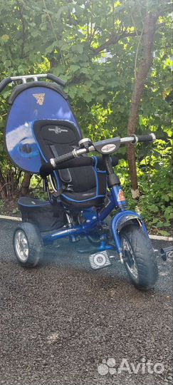 Детский велосипед с ручкой