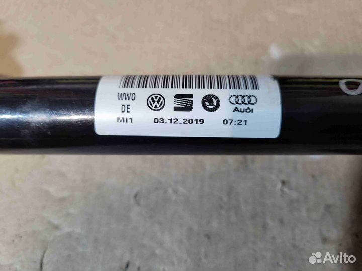 Полуось задняя (приводной вал, шрус) Audi RS Q3