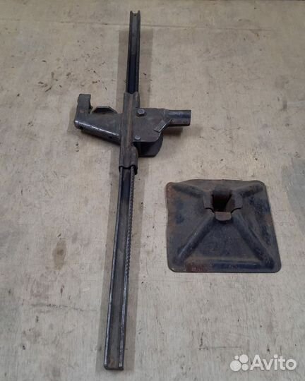 Газ 21 Волга 1 - 2 серии домкрат