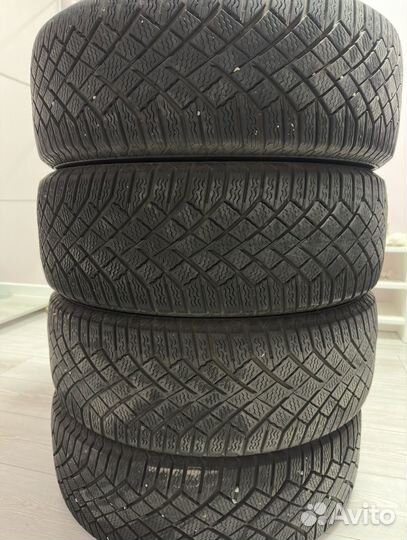 Continental ContiVikingContact 7 215/60 R17