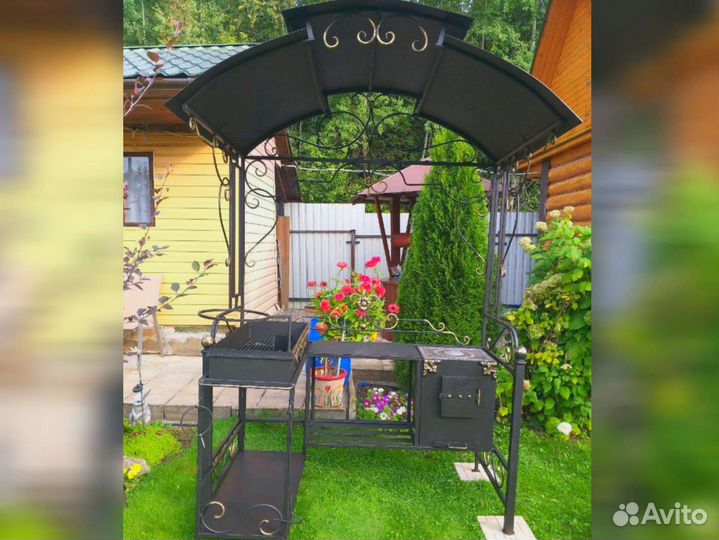 Мангал с крышей барбекю