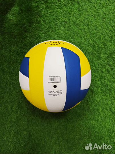 Мяч волейбольный Mikasa VQ2000 Plus RGW