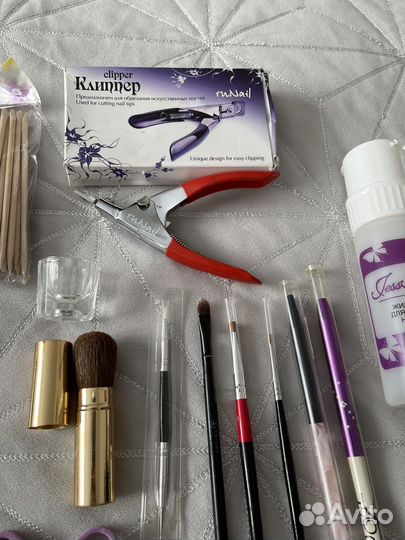 Материалы для наращивания ногтей кисти