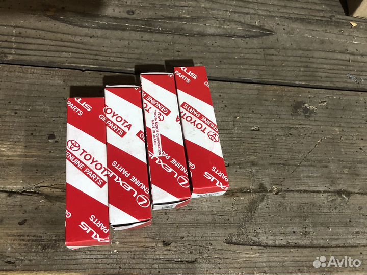 Запчасти на toyota rav4