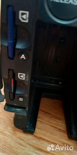 Sony HDR- AX 2000
