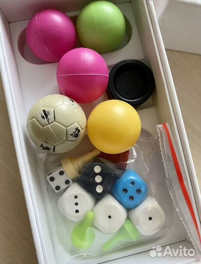 Игрушки и магнитики