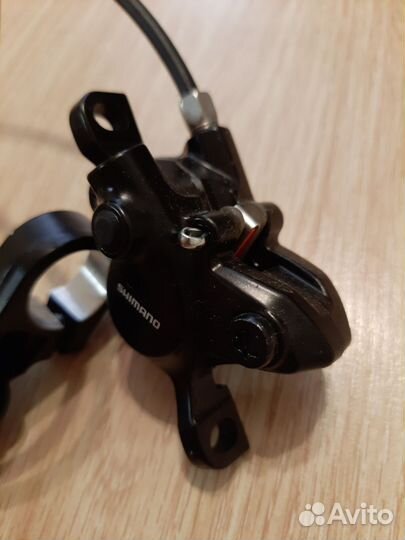 Shimano MT200 передний