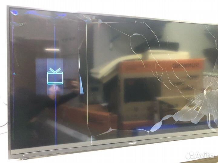 Телевизор Hisense H43A6100 битая матрица в разборе