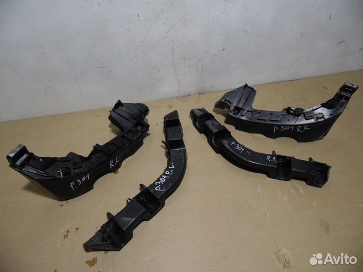 Кронштейн крепления бампера Пежо 301