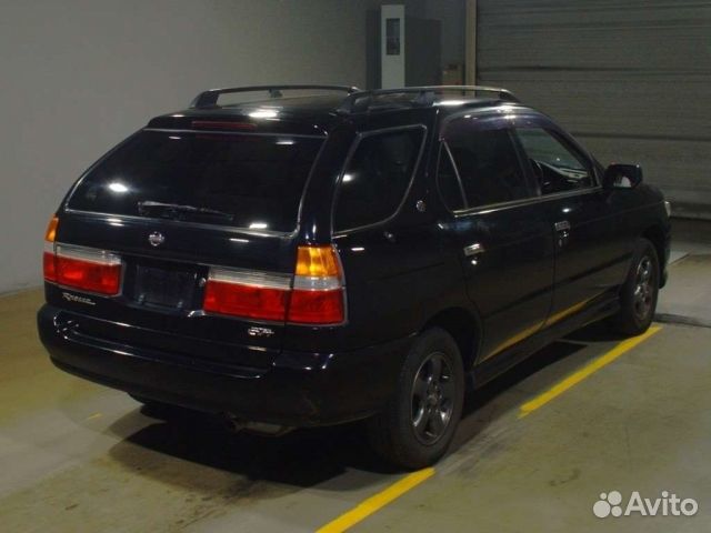 Стекло боковое Nissan R'nessa N30 SR20DE зад лев