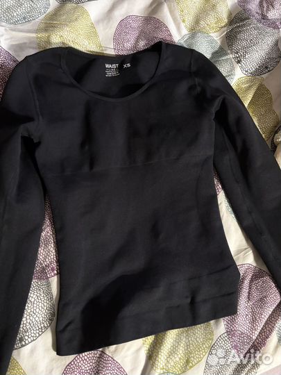 Утягивающий лонгслив