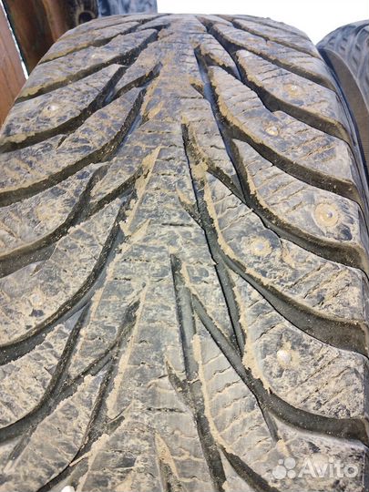 Yokohama 902W 185/60 R15 24H