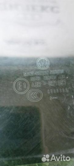 Стекло двери задней левой VW Golf V Plus 2005-2014