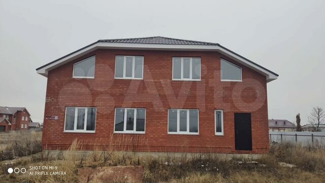 Таунхаус 108 м² на участке 5 сот.