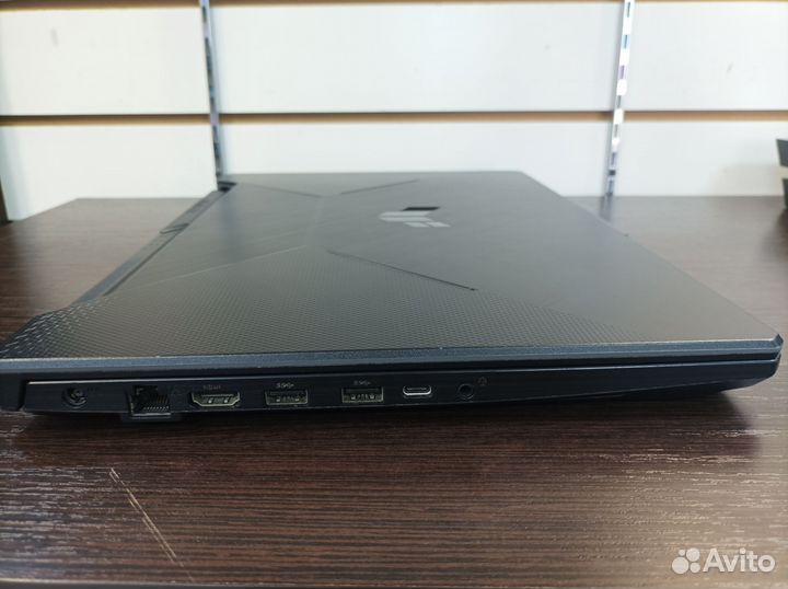 Игровой ноутбук Asus FX506QM-HN053
