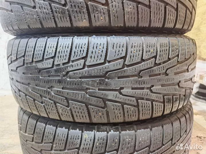 Nokian Tyres Hakkapeliitta R 235/65 R17 108R