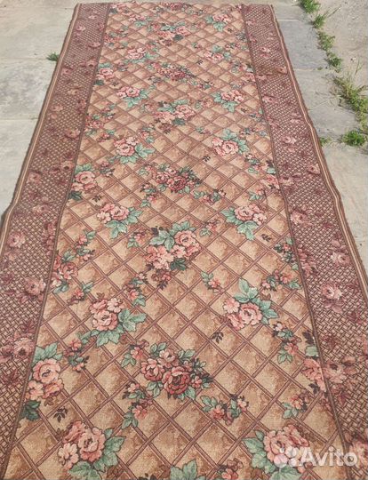 Ковер и ковровая дорожка