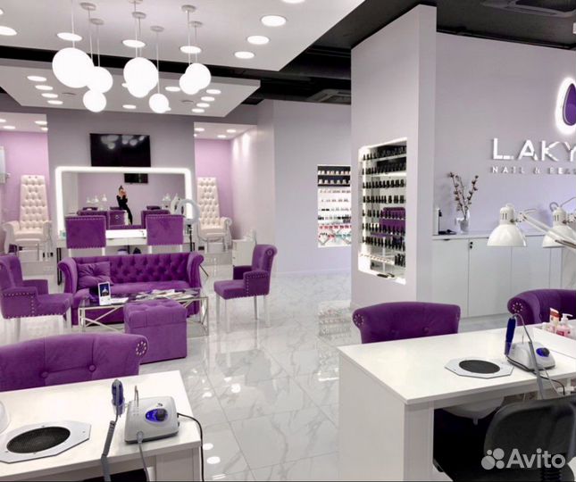 Лэшмейкер в центр красоты laky DAY