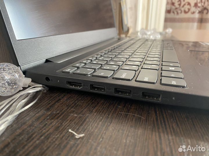 Ноутбук Lenovo ideapad s145