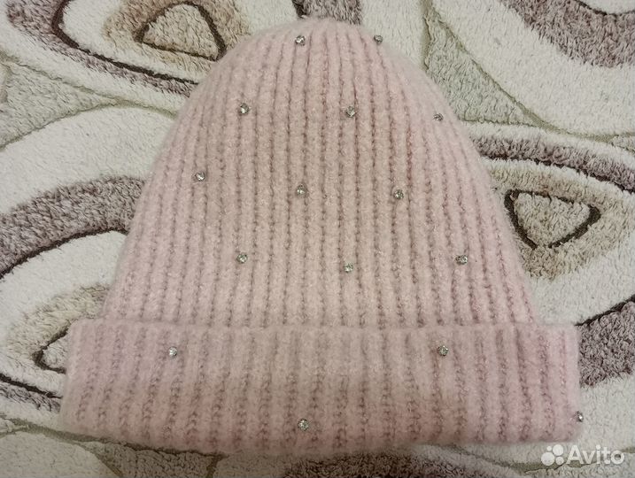 Женская шапка вязаная