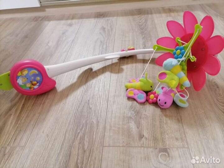 Детский мобиль в кроватку