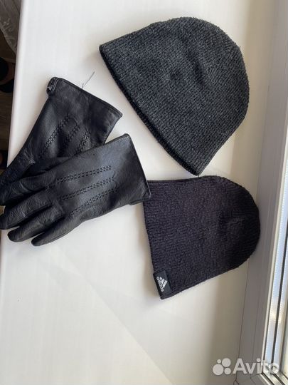 Перчатки и шапка мужские
