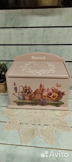 Хлебница (декупаж)