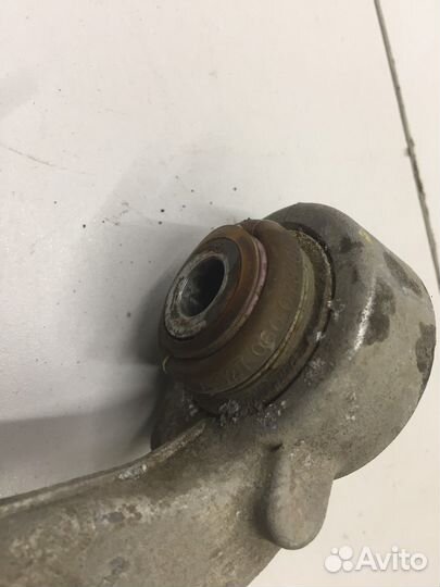 Рычаг подвески задний верхний правый (Jaguar XJ)