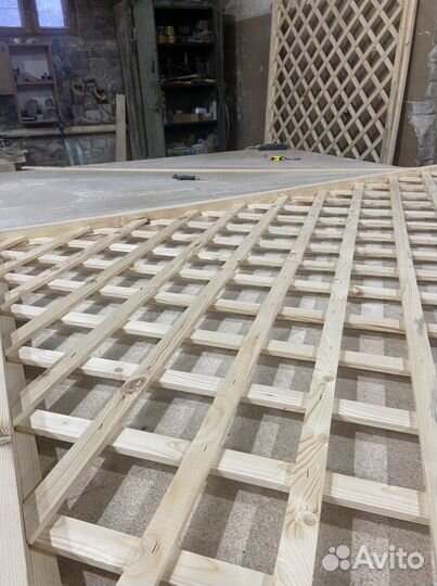 Шпалера деревянная