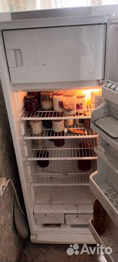Холодильник стинол бу