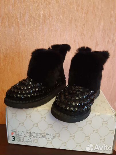 Угги с камнями