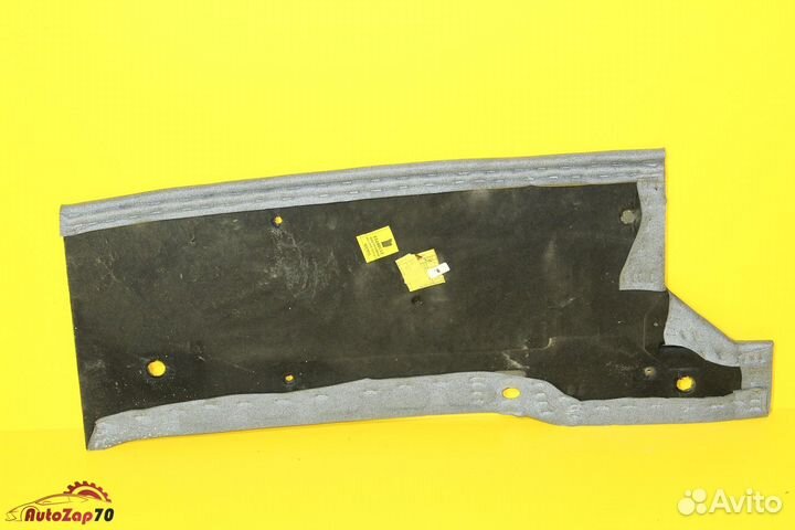 Volvo FM Обшивка кабины левая задняя