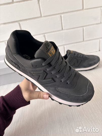 Новые мужские кроссовки New Balance