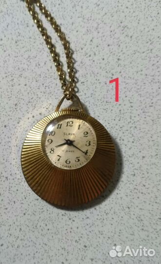 Женские часы СССР позолота Заря 22 камня