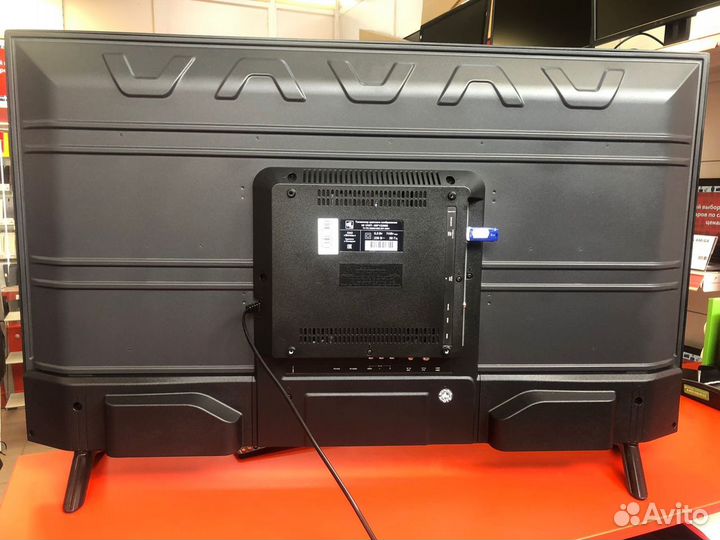 Телевизор HI vhit-40F152MS