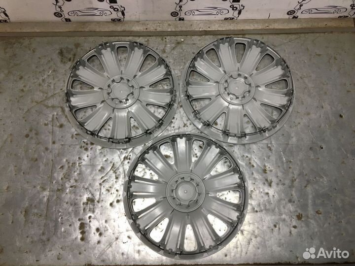 Колпак декоративный Ford S-Max Galaxy R17