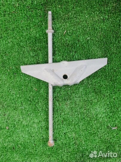 Крепление аккумулятора Bmw X5 E53 M54B30 2005