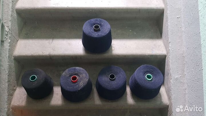 Нить швейная в больших бабинах