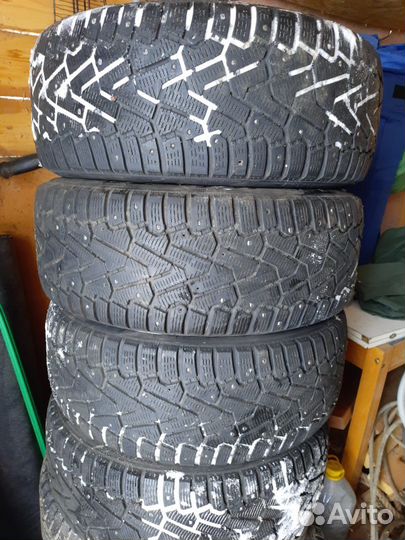 Pirelli Winter Carrier 245/50 R18