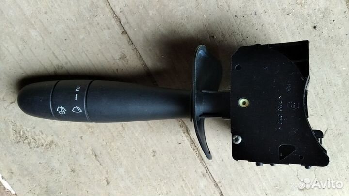 Переключатель дворников Рено Логан 1