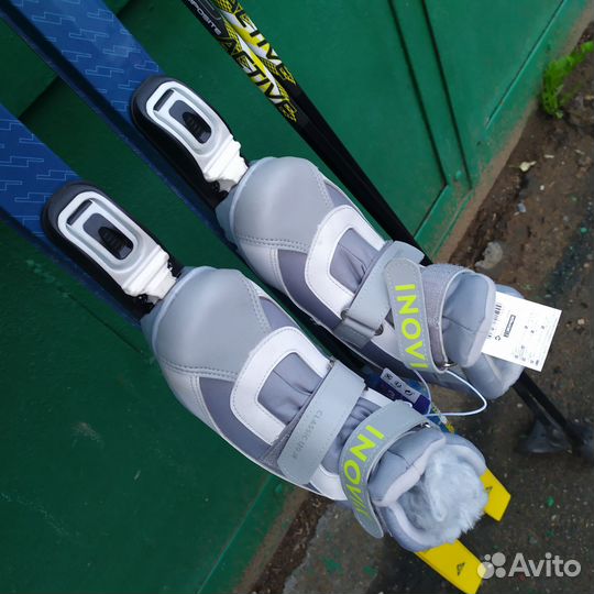 Беговые лыжи,палки и ботинки