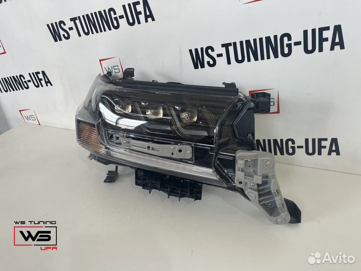 Фара правая toyota land cruiser 200 HW42