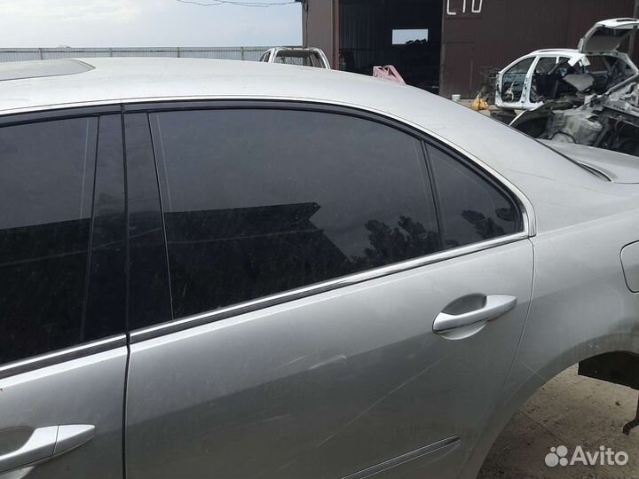 Стёкла боковые Honda Legend