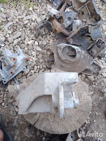 Кронштейн генератора ford focus 1