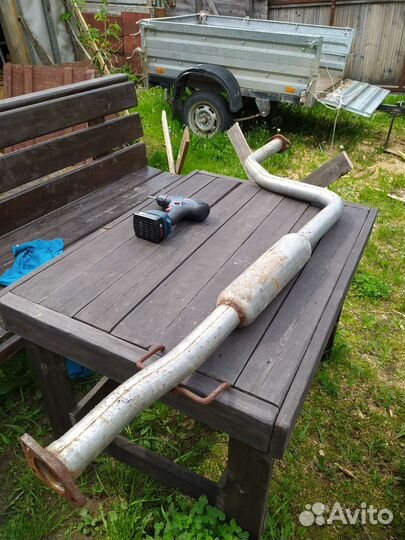 Глушитель на ваз 2110 (точно не знаю)