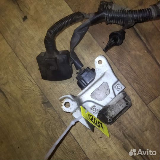 Коммутатор Toyota Corolla E150