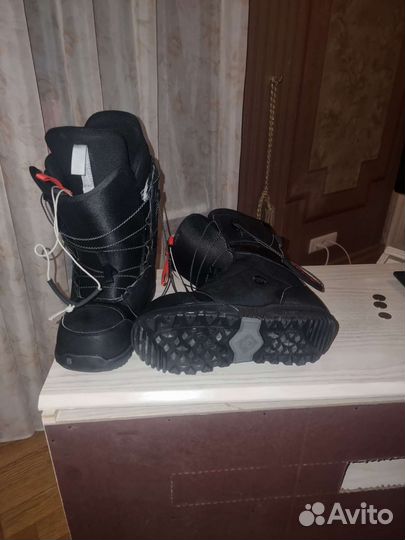 Сноубордические ботинки burton 39
