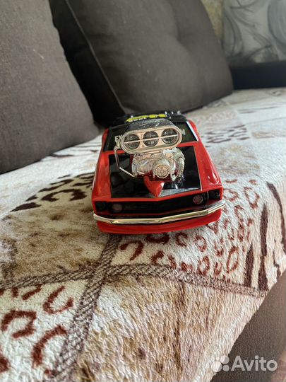 Машина Hot Wheels