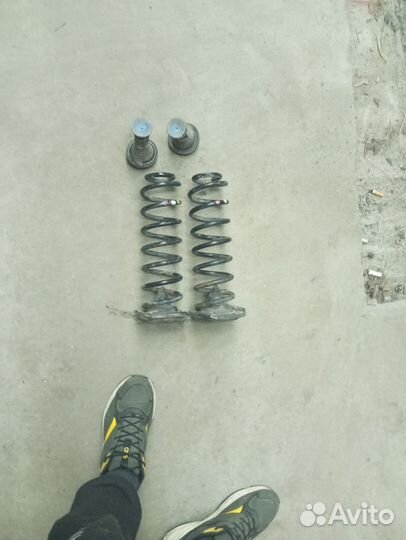 Задние пружины на Рено Меган 3