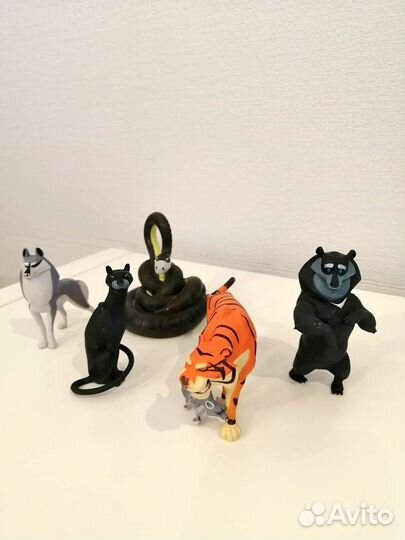 Фигурки животных из 